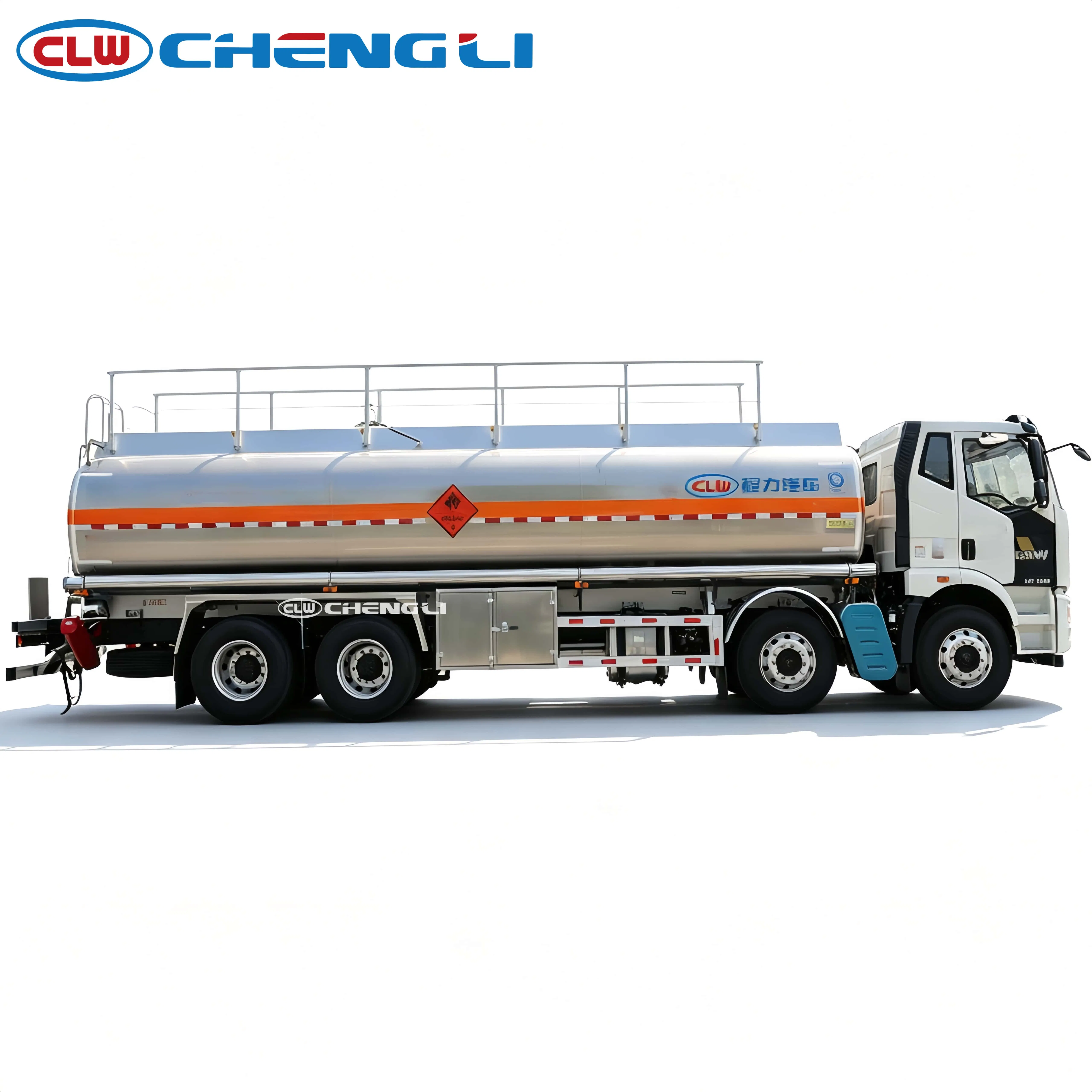 Camion-citerne FAW 8×4, vue 4