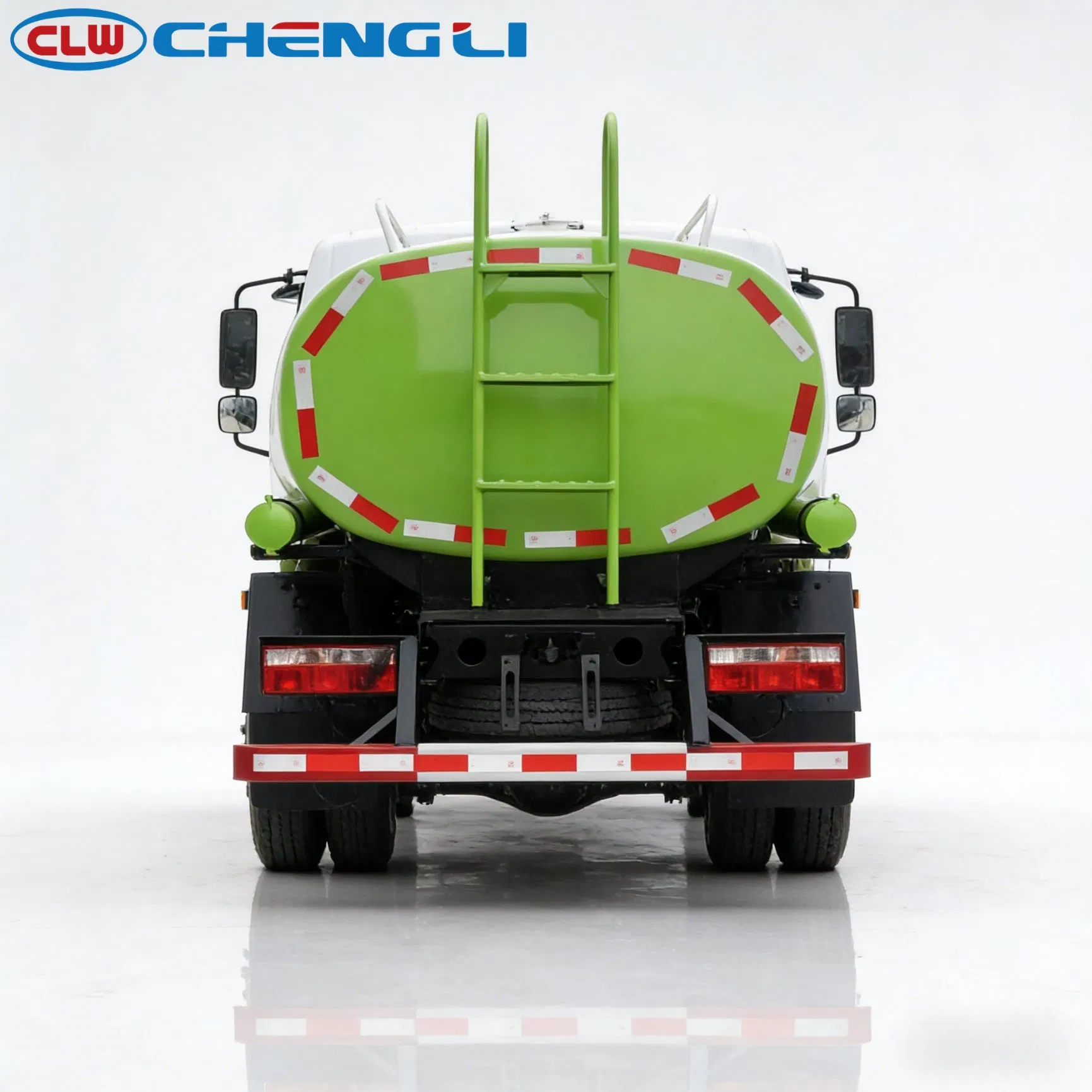 Camion-citerne inox pour le transport d’eau