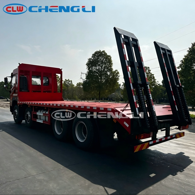 Porte-engins FAW 8×4 – charge annoncée 18 410 kg – vue 3