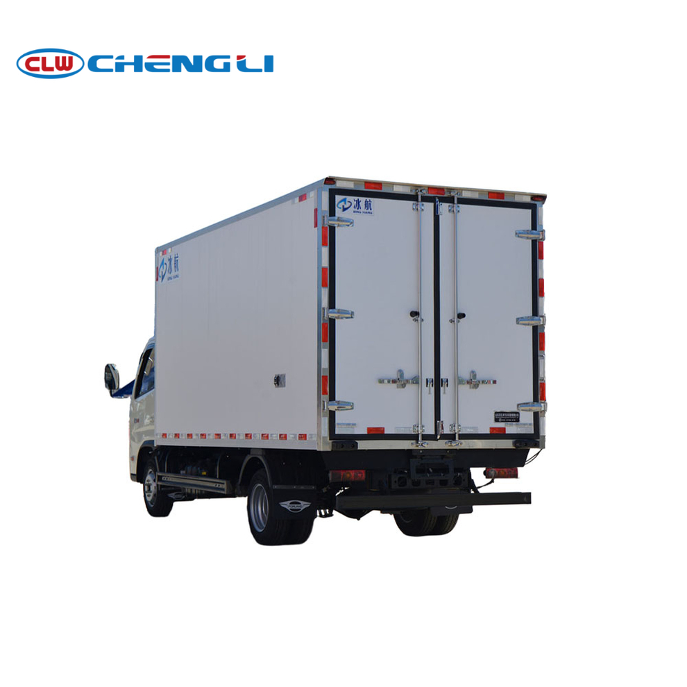 Camion frigorifique 700P 4×2 – moteur 190 ch