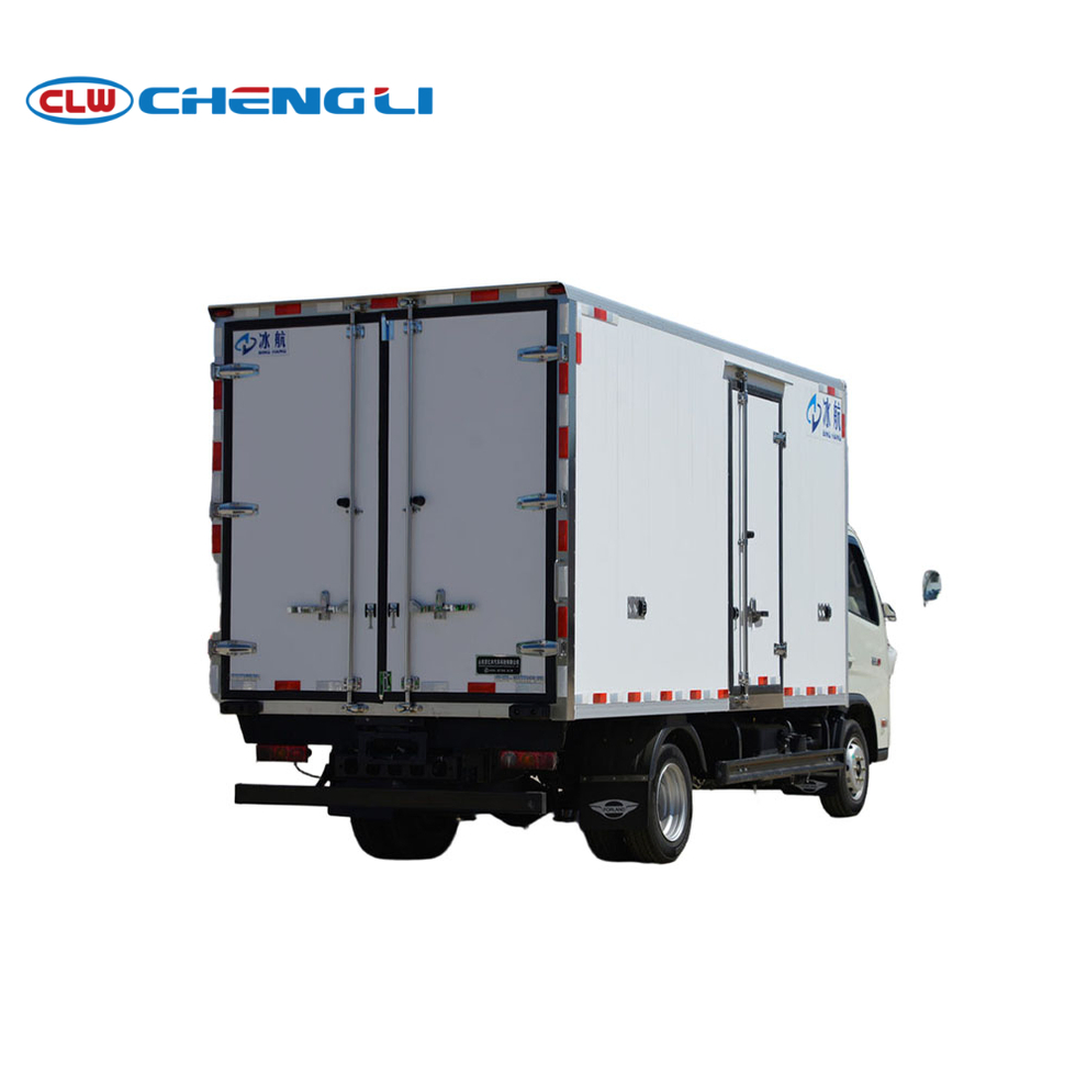 Camion frigorifique 700P 4×2 – moteur 190 ch
