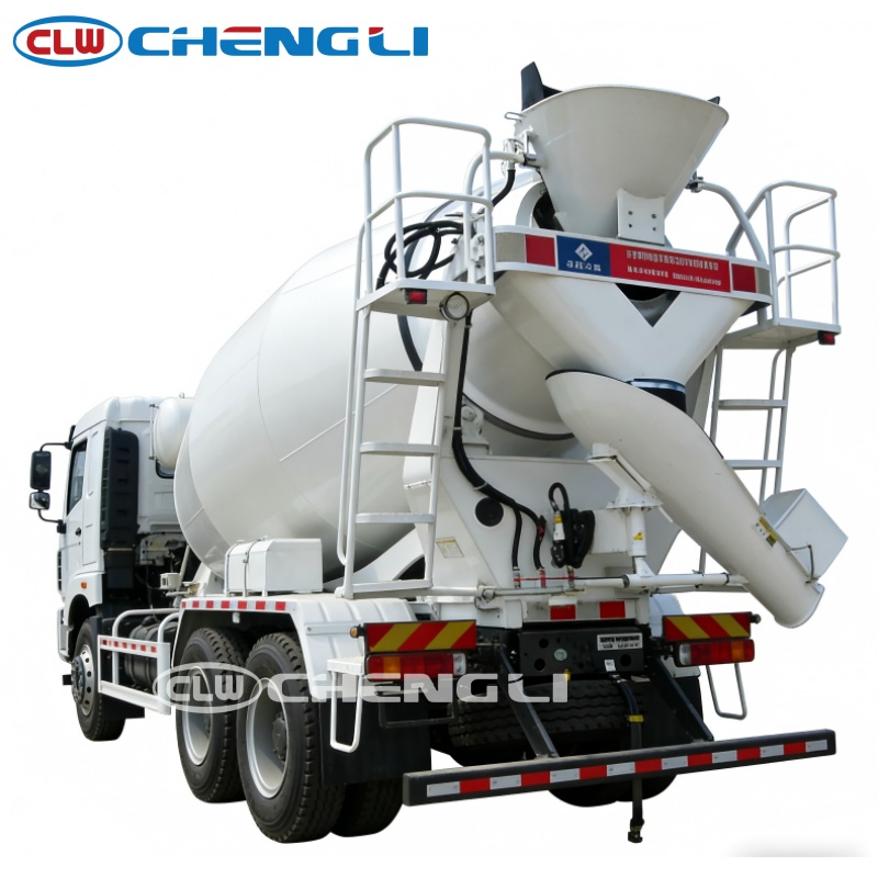 Camion malaxeur HOWO 8×4 – tambour 7,74 m³